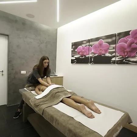 Suneva Wellness & Golf Hotel